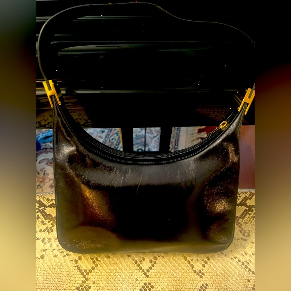 St John vintage black leather purse